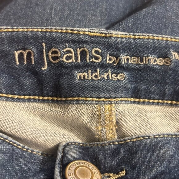M Jeans by Maurices Women's Mid-Rise Jeans Size Medium - Picture 4 of 4